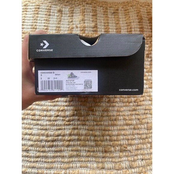 Black/Slime All Star by Converse 9T ~ NWT - Picture 7 of 7